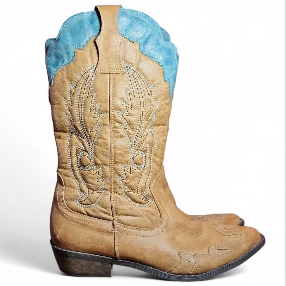 COCONUTS By Matisse Cimmaron Boots Tan With Turquoise Accent Top Women's 7.5M